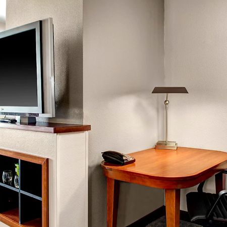 Hyatt Place Atlanta Buckhead Екстериор снимка